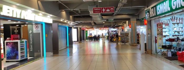 Jetty Point Duty Free Complex is one of Travel.