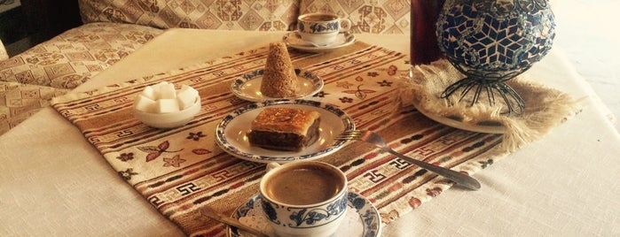 Кезлев къавеси is one of Хорошие кофейни.