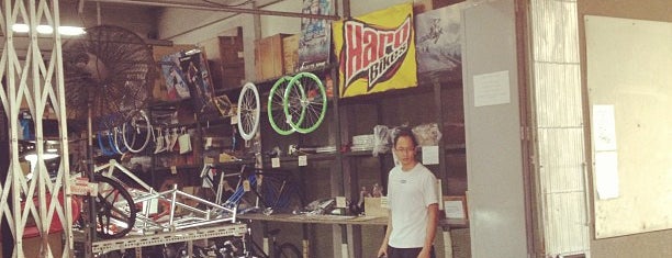 Song Seng Chan Bicycle Shop is one of 112 Katong.