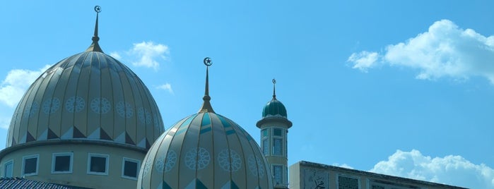 Masjid Al-Barakah is one of Masjid & Surau #5.