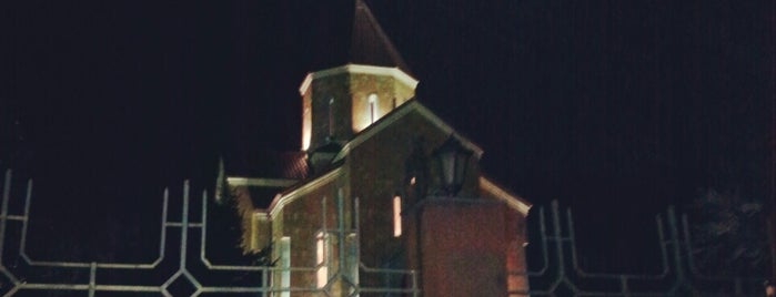 Армянская Церковь Сурб Саркис is one of สถานที่ที่บันทึกไว้ของ Прохожий).