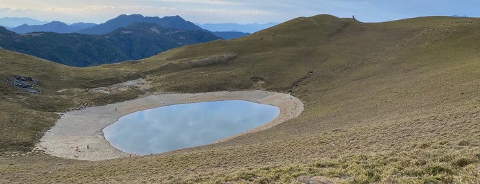 嘉明湖 is one of The outdoors.