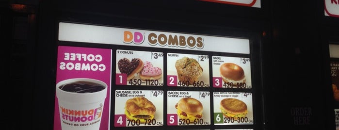 Dunkin' is one of Tempat yang Disukai pAx.