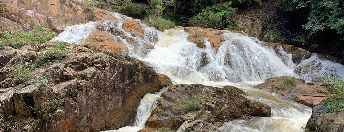 Thác Datanla (Datanla Waterfall) is one of Tempat yang Disukai Elena.