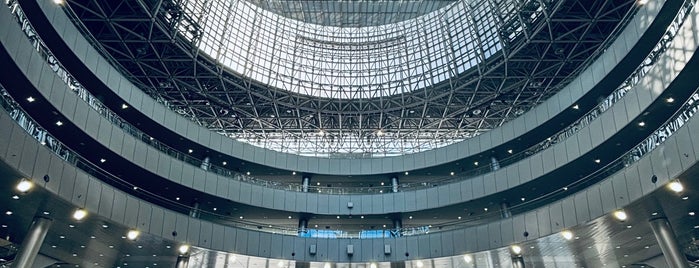 テレコムセンター is one of ロケ場所など.