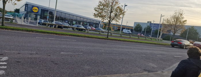 M1 Retail Park is one of Éanna’s Liked Places.