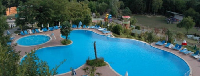 Polonezköy Country Club Havuz is one of Yeni ist..