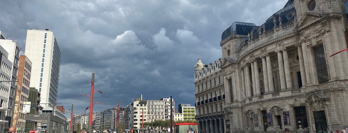 Teniersplaats is one of Belgium pleasures.