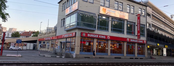 Burger King is one of Orte, die Yuki gefallen.