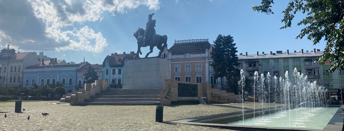 Piața Mihai Viteazul is one of Munte si Romania civilizata Brasov,Sibiu,Cluj etc..