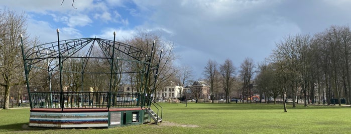 Park Lepelenburg is one of Lugares favoritos de Fabienne.