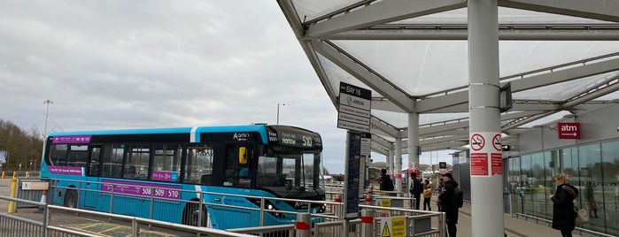 London Stansted Airport Coach Station is one of Natalyさんのお気に入りスポット.