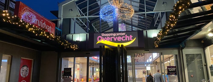 Shopping Center Overvecht is one of Winkelcentra provincie Utrecht.