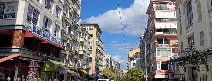 General Asım Gündüz Caddesi is one of Istanbul.