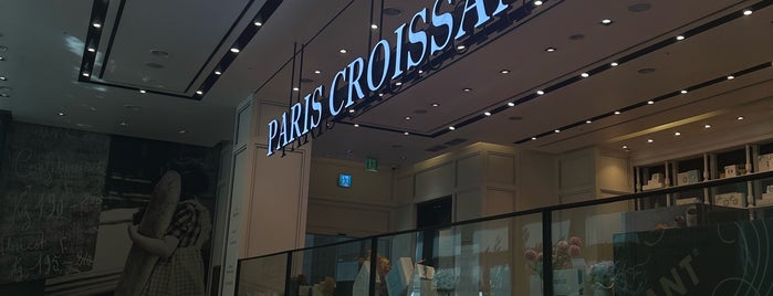 PARIS CROISSANT Café is one of Seoul Korea.