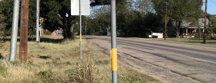 La Grange, TX is one of สถานที่ที่ Rebecca ถูกใจ.