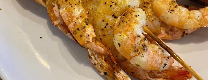 Sea Island Shrimp House is one of The 15 Best Places for Red Onions in San Antonio.