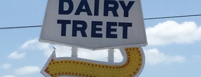 Dairy Treet is one of สถานที่ที่ Scott ถูกใจ.