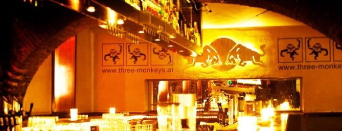 Three Monkeys is one of bar 3.