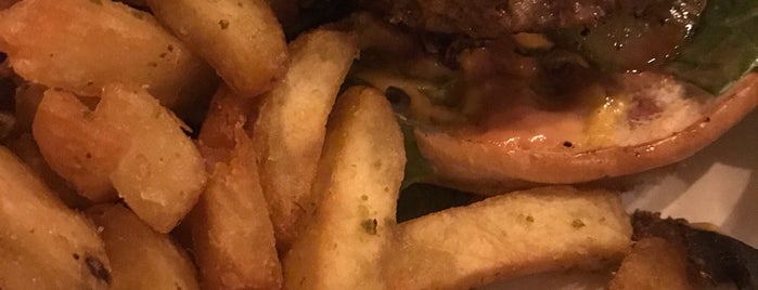 Honest Burgers is one of Ralph : понравившиеся места.