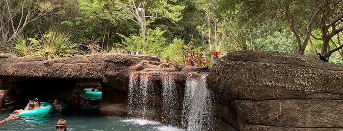 Texas Pool At Hyatt is one of สถานที่ที่ Jan ถูกใจ.