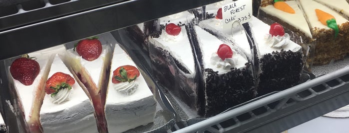 Lety Bakery & Café II is one of Posti che sono piaciuti a natsumi.