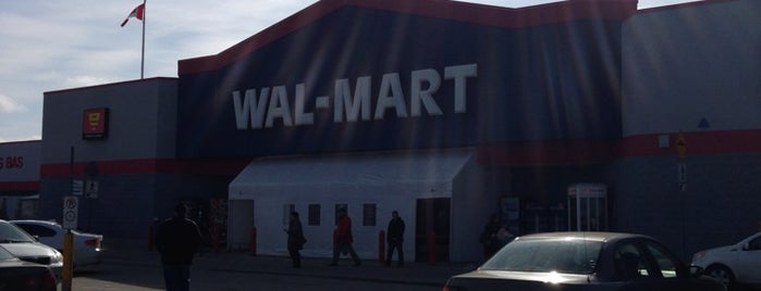 Walmart is one of Pierre-Alexandreさんのお気に入りスポット.