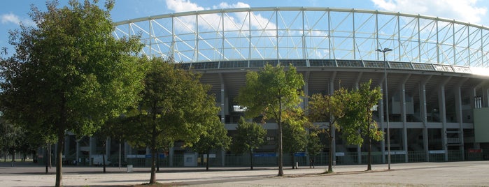 Ernst-Happel-Stadion is one of Wien.