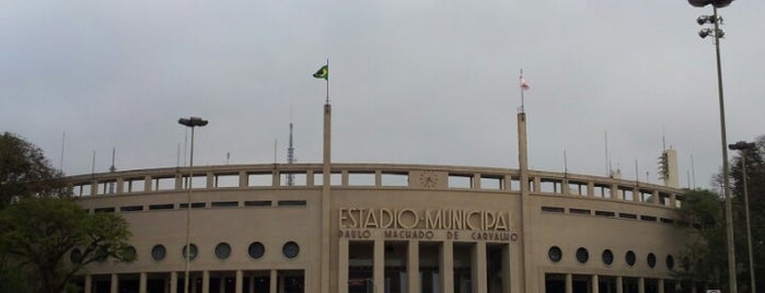 Estádio Municipal Paulo Machado de Carvalho (Pacaembu) is one of meus favoritos.