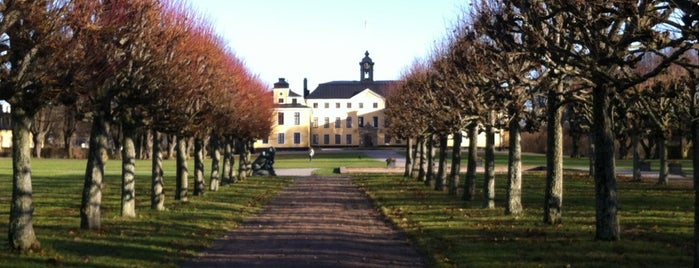 Ulriksdals slott is one of Swedish Sites.