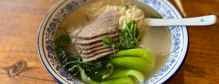 Lan Zhou Lamen Noodle House is one of Kimmie'nin Kaydettiği Mekanlar.