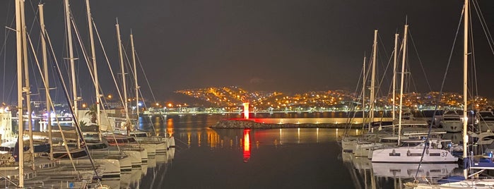 Oasis Marina is one of İzmir Sayfiyeleri 3.