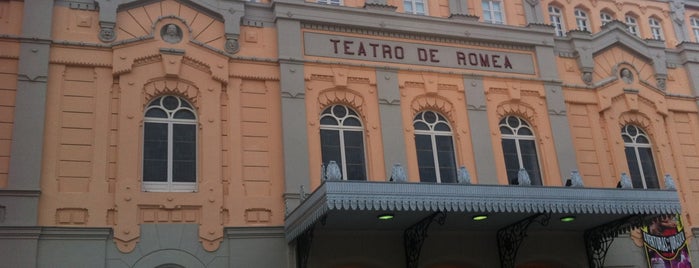 Teatro Romea is one of sitios de interes.