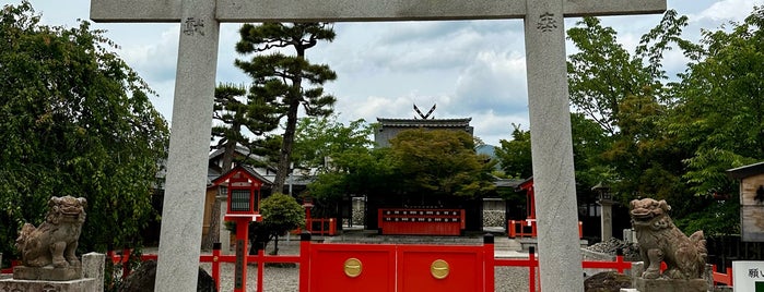 車折神社 is one of 神社仏閣　京都.