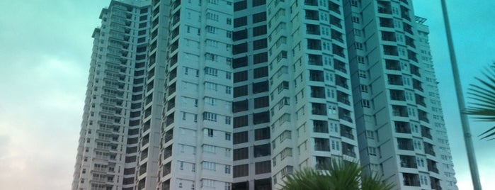 9 Bukit Utama Condominium is one of Orte, die Dinos gefallen.