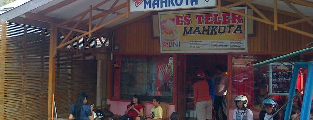Es Teler Mahkota is one of Guide to Palu Timur's best spots.