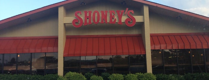 Shoney's is one of Lugares favoritos de Ronald.