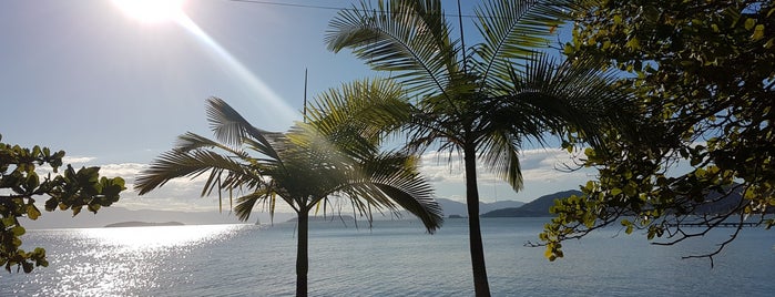 Praia do Canto do Cacupé is one of Floripa Golden Isle.