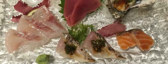 Sushi Katsuei is one of Tempat yang Disukai Kev.