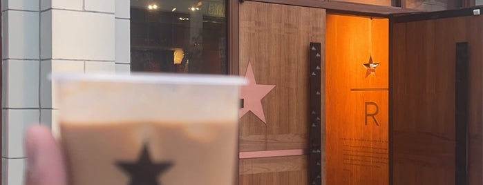 스타벅스 is one of AT&T Wi-Fi Hot Spots- Starbucks #16.