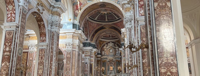Cattedrale Maria SS. della Madia is one of Posti che sono piaciuti a Andrey.