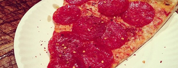 Joe's Pizza is one of The 15 Best Places for Pepperoni Pizza in New York City.