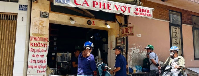 Cà Phê Vợt is one of Saigon Cafe.