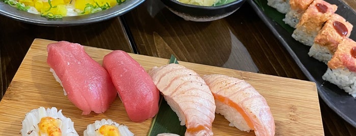 312 Fish Market is one of Sushi.