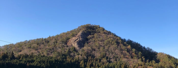 ライオン岩 is one of 周南・下松・光 / Shunan-Kudamatsu-Hikari Area.