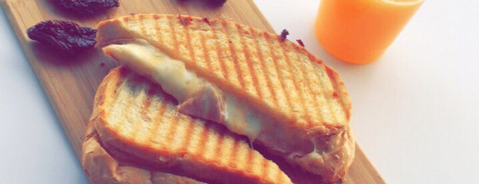 Cheeze & Bread is one of Khobar.