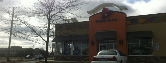 Taco Bell is one of Tracey's Places.