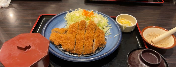 とんかつ とん八 米沢店 is one of 食べ物屋さん.