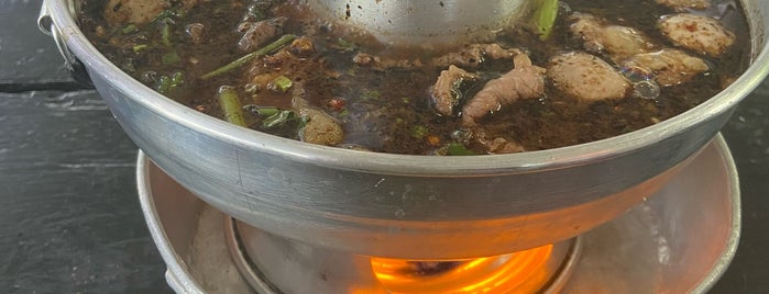 โกสา เนื้อตุ๋น หมูตุ๋น is one of Beef Noodle in Bangkok.