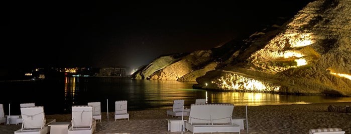 Muscat Hills Resort is one of Tempat yang Disukai mary.